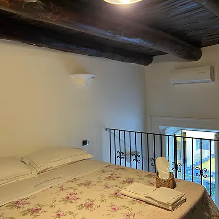 La Limonaia Di Chiaia * Nápoly